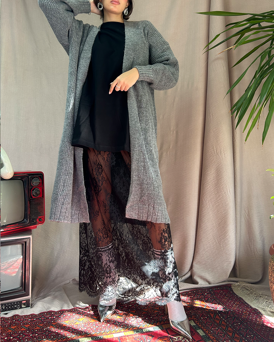 Black Basic Lace Skirt