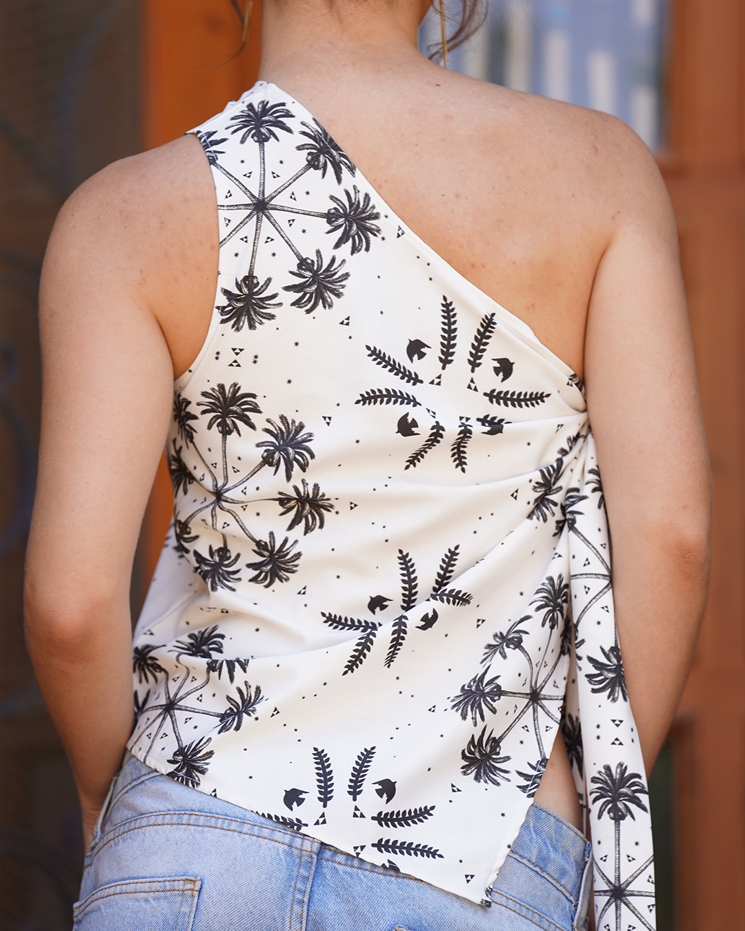 Palm Asymmetric One-Shoulder top
