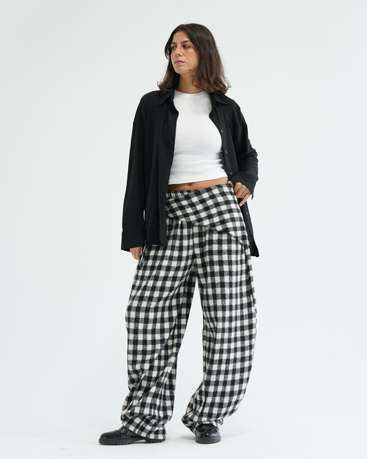 Black Flannel Balloon Pants