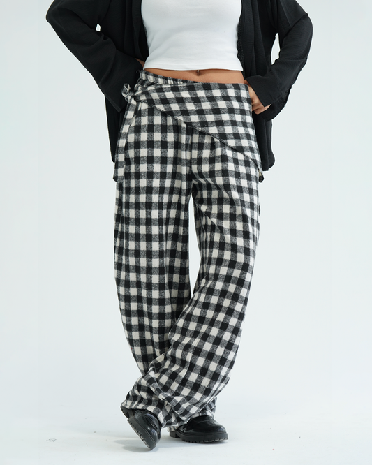 Black Flannel Balloon Pants