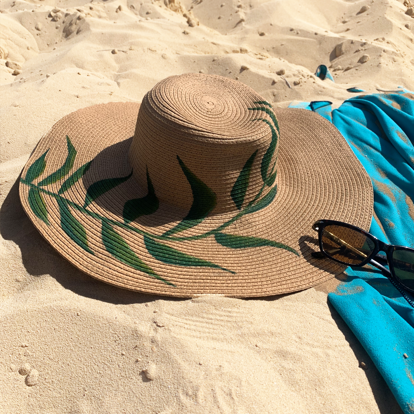 Leaves Beach Hat