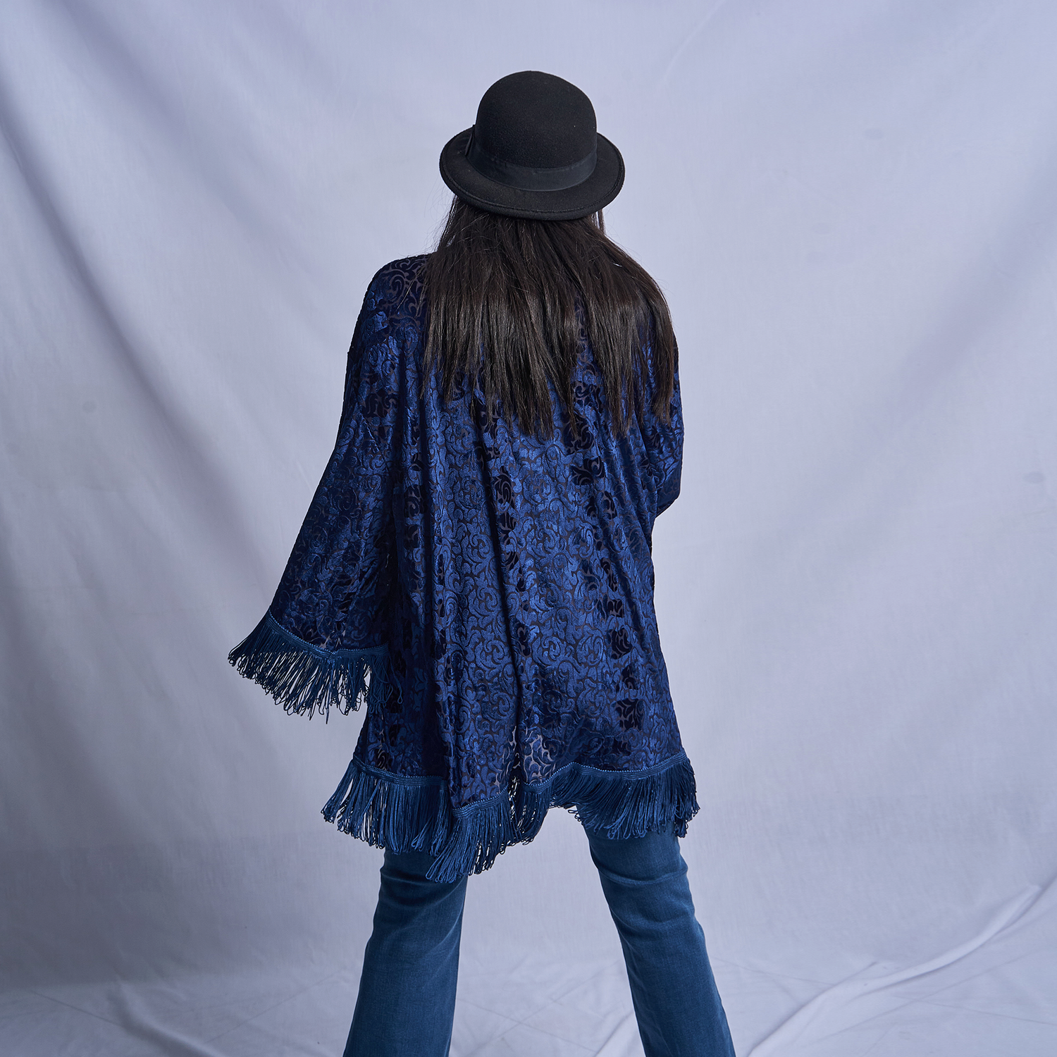 Blue – Gallery Kimono Velvet Earth Navy Fringe